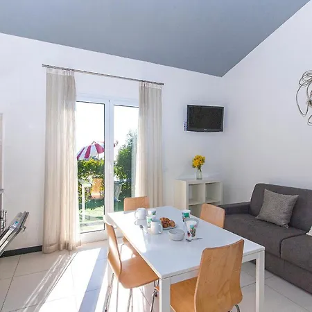 Ginestra Bilo I Apartament *